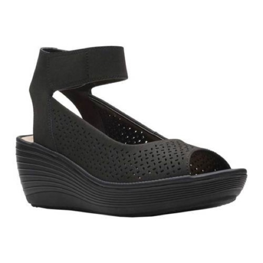 Clarks Reedly sandal size 9